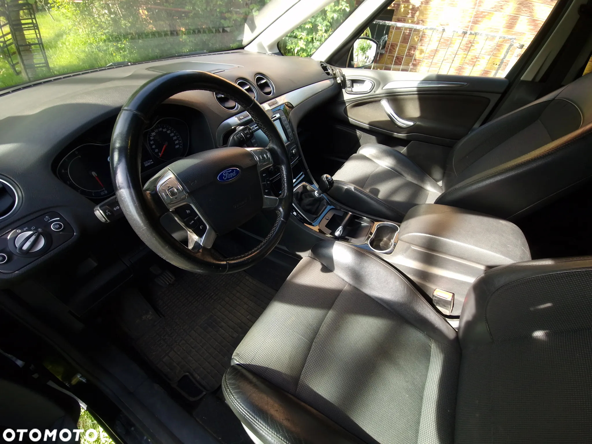 Ford S-Max 2.0 TDCi DPF Titanium - 13