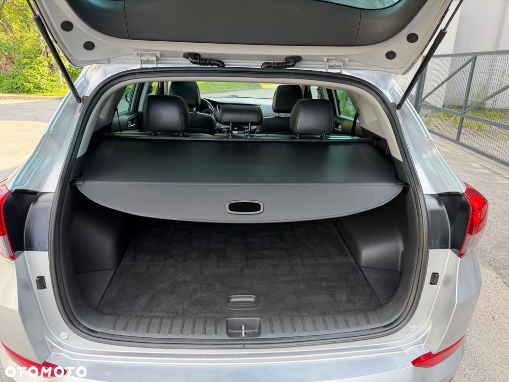Hyundai Tucson blue 1.7 CRDi 2WD Passion Plus - 12