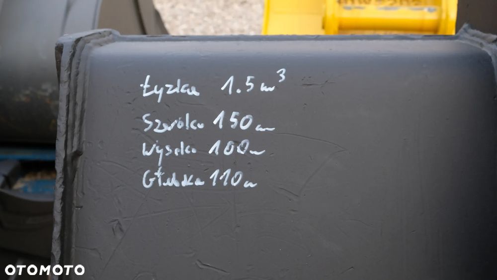 łyżka do koparki 1.5m3 20-28 ton sworznie fi 80mm - 6