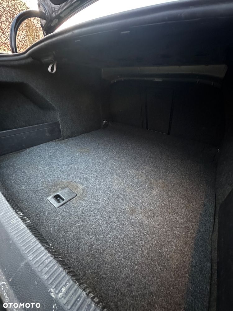 Volkswagen Passat 2.0 TDI Comfortline - 22