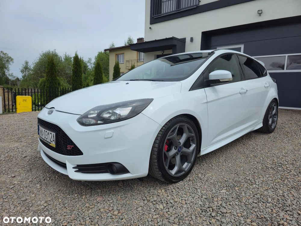 Ford Focus - 1