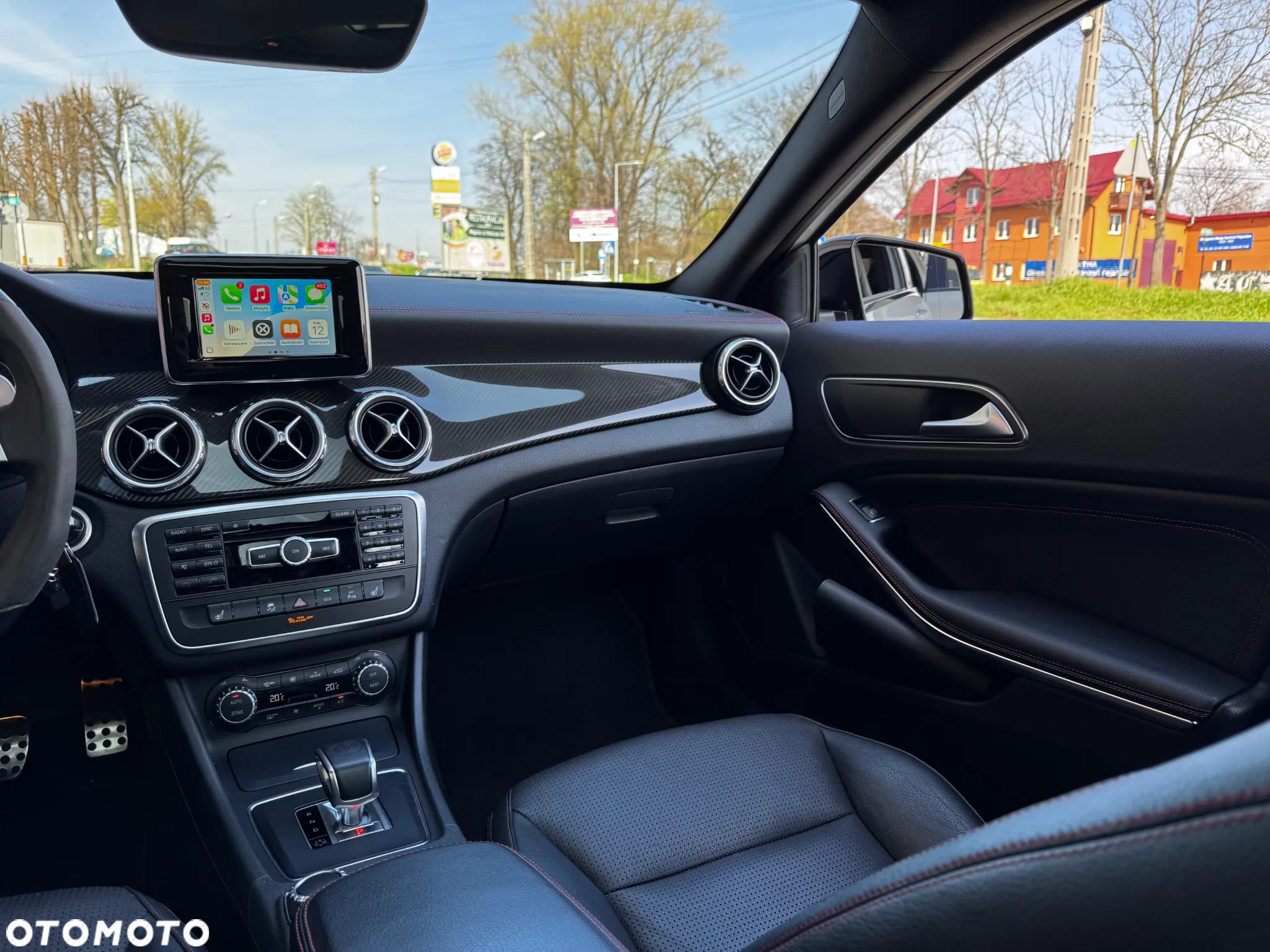 Mercedes-Benz GLA 45 AMG 4-Matic - 28
