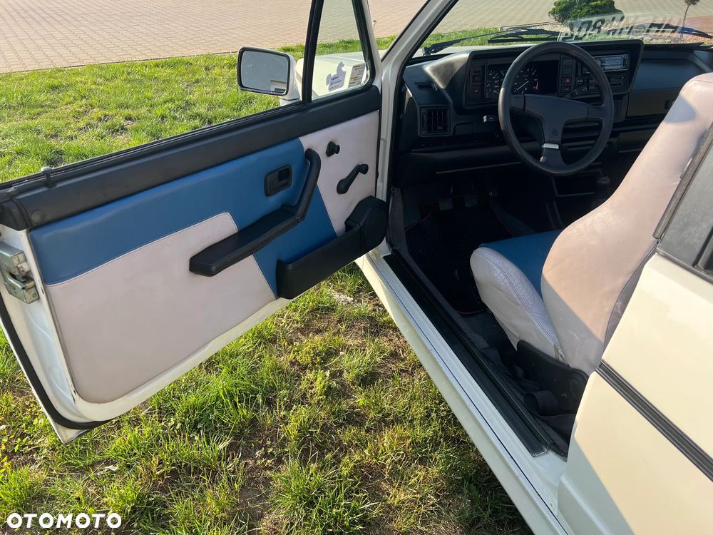 Volkswagen Golf - 24