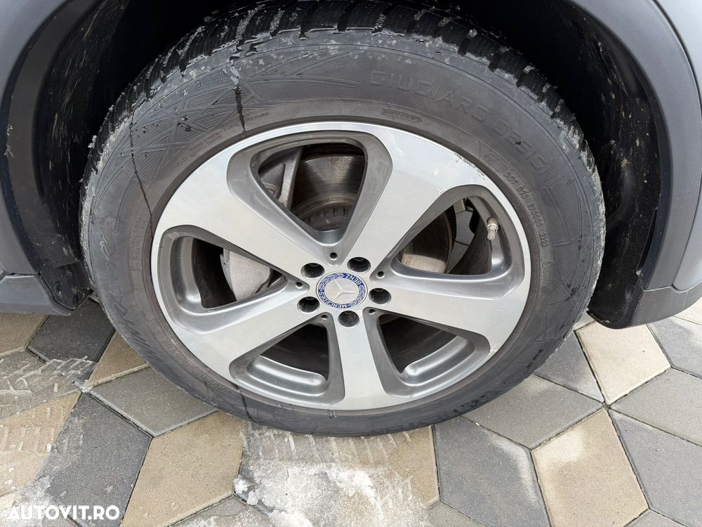 Mercedes-Benz GLC 220 d 4MATIC - 16