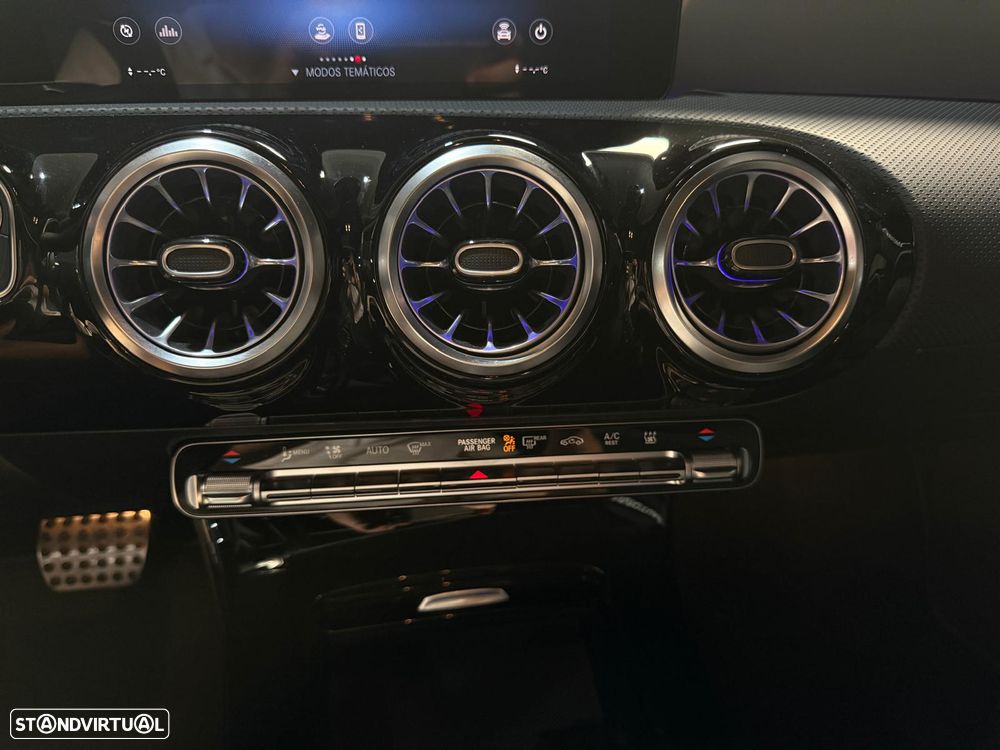 Mercedes-Benz A 250 e 8G-DCT AMG Line - 45