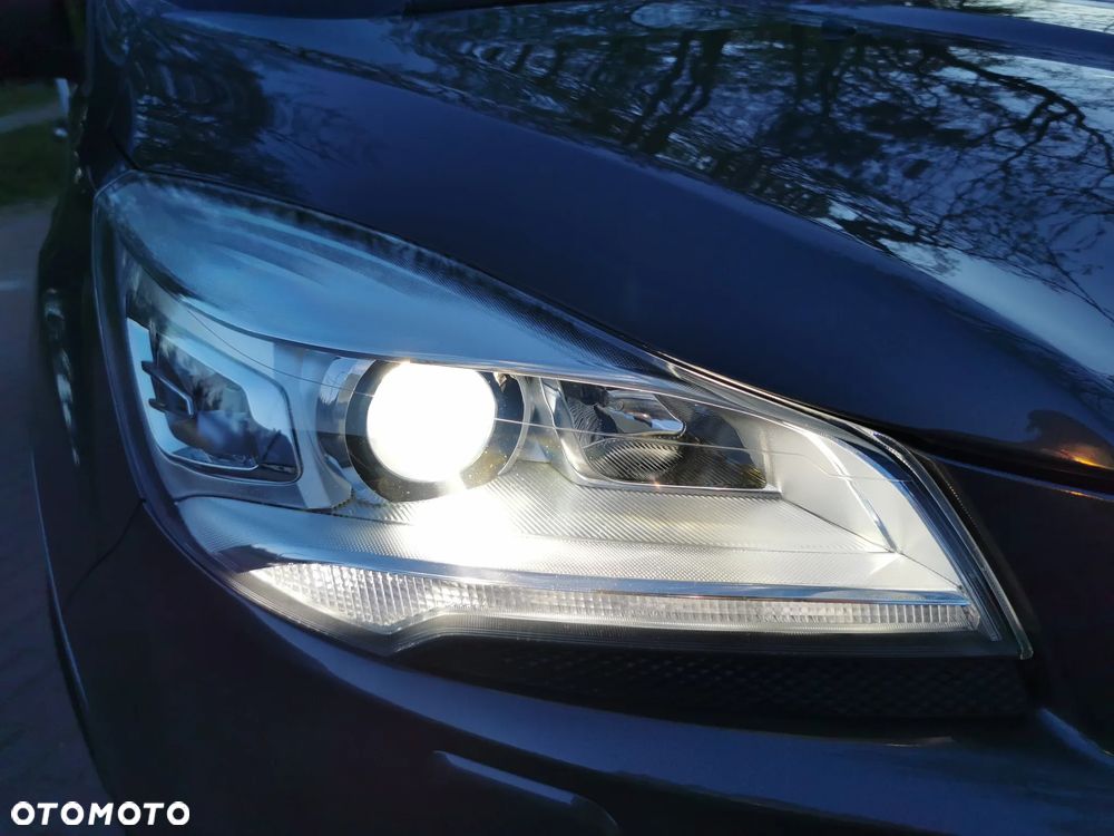 Ford Kuga 1.5 EcoBoost 2x4 Titanium - 23