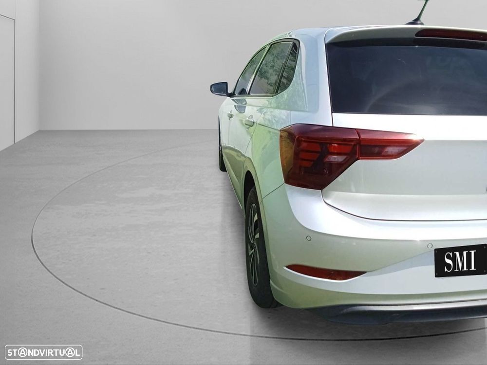 VW Polo 1.0 TSI Urban DSG - 9