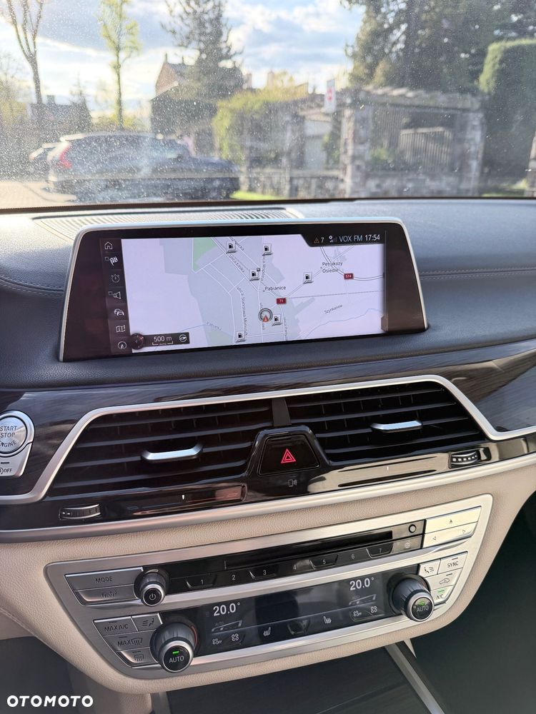 BMW Seria 7 730d xDrive - 27
