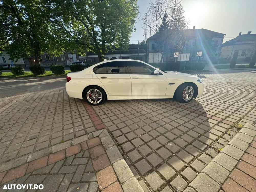BMW Seria 5 530d xDrive - 2