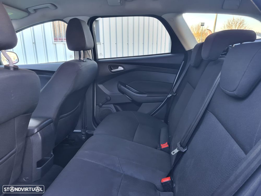 Ford Focus SW 1.5 TDCi Trend ECOnetic - 10