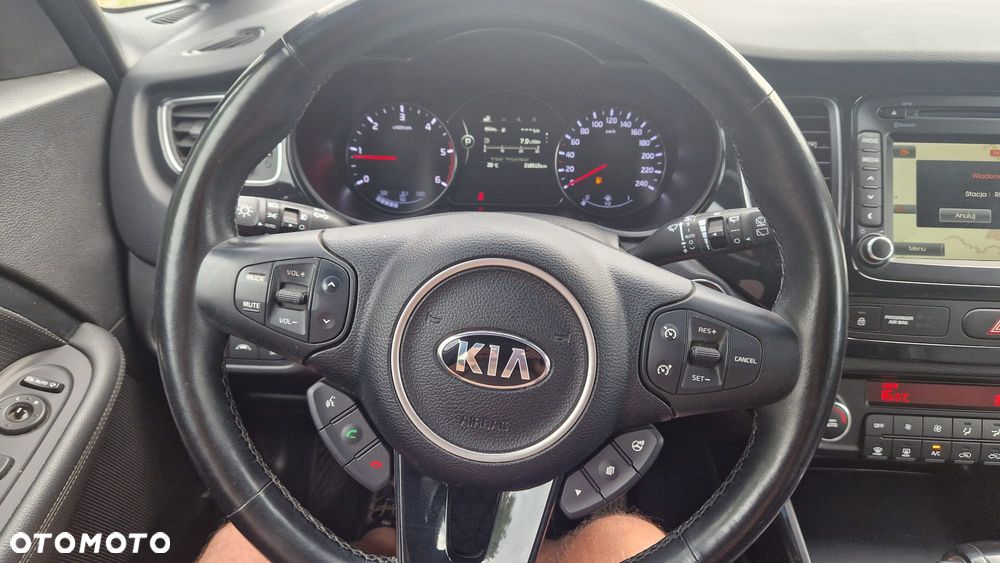 Kia Carens 1.7 CRDi XL - 16