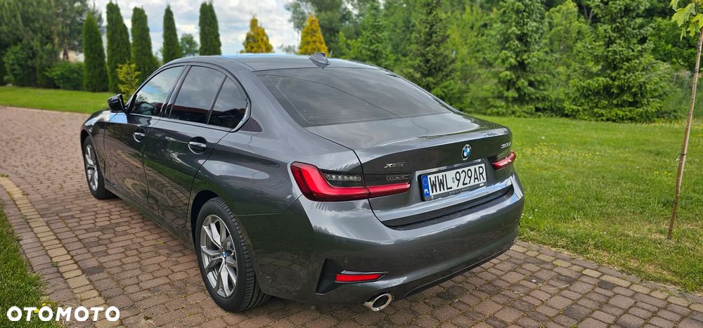 BMW Seria 3 320i xDrive Sport Line - 8