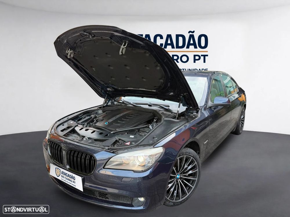 BMW 740 - 43