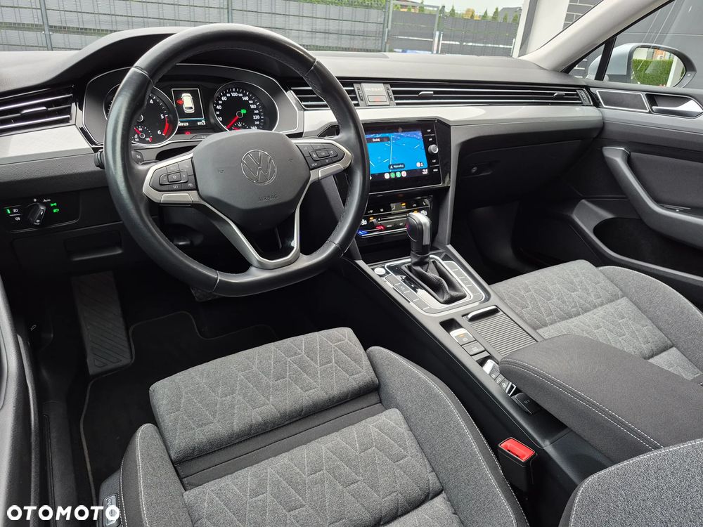 Volkswagen Passat 2.0 TDI EVO Business DSG - 11