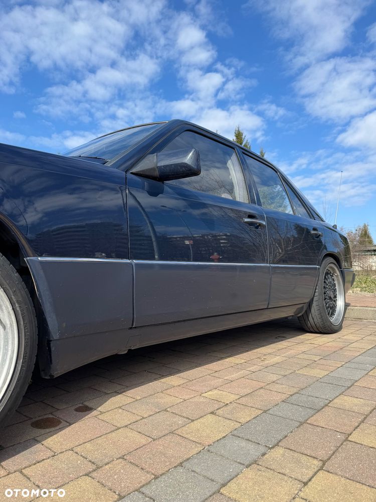 Mercedes-Benz W124 (1984-1993) - 15