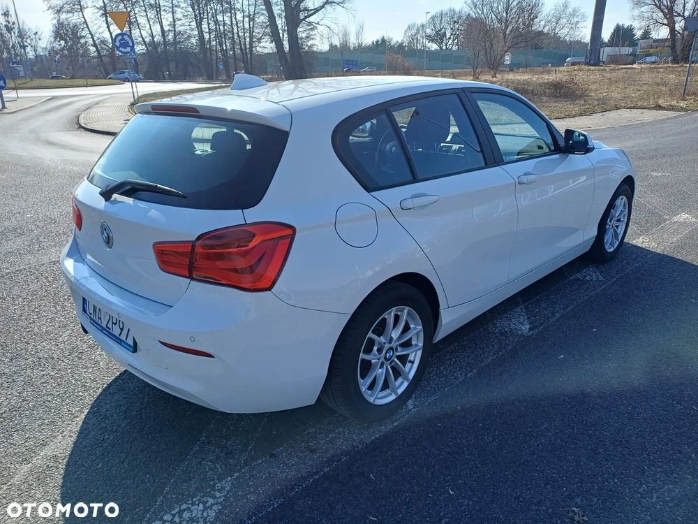 BMW Seria 1 116i - 5