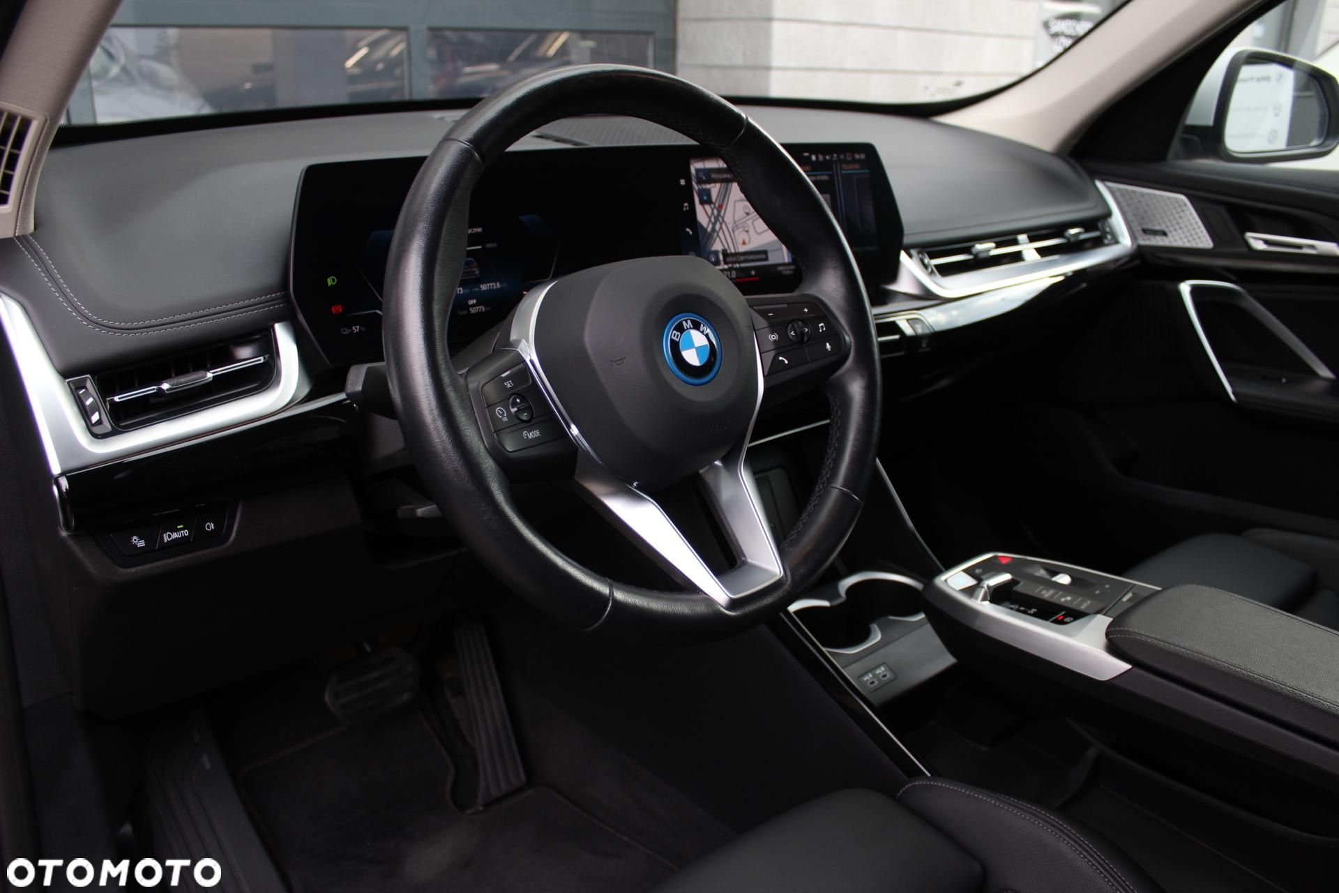 BMW iX1 - 5
