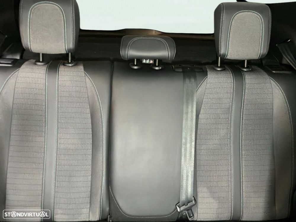 Peugeot 2008 1.2 PureTech Allure - 17