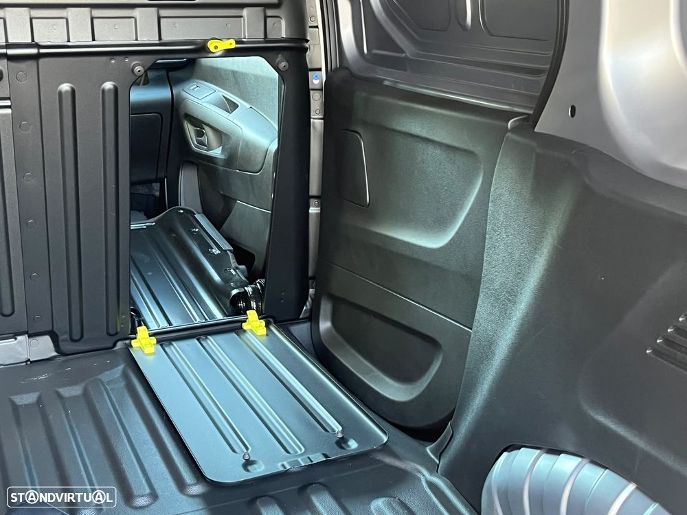 Opel Combo Cargo M Elétrico 50kWh - 35