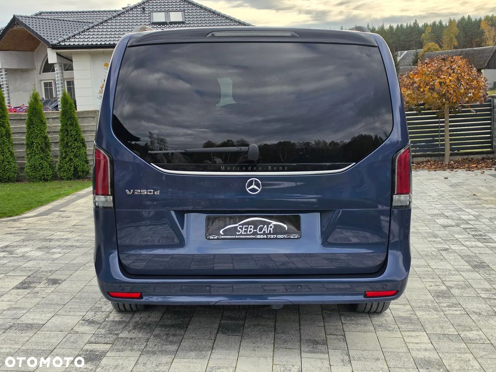 Mercedes-Benz Klasa V 250 d 9G-Tronic (długi) - 11
