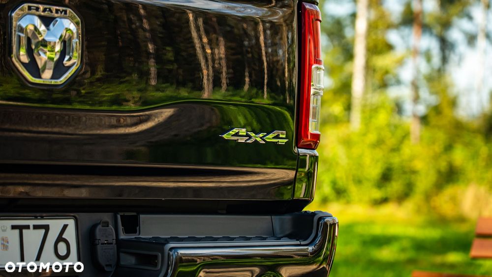 RAM 1500 5.7 Crew Cab Bighorn - 35