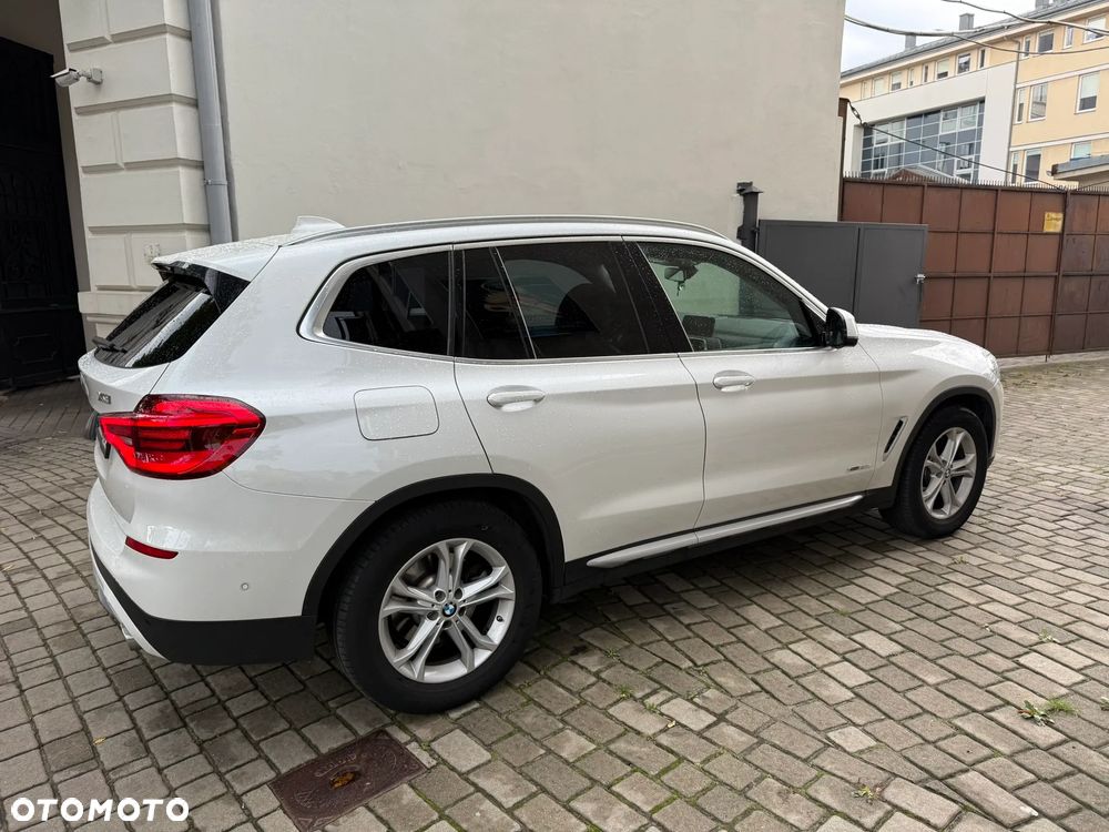 BMW X3 xDrive20d xLine - 4