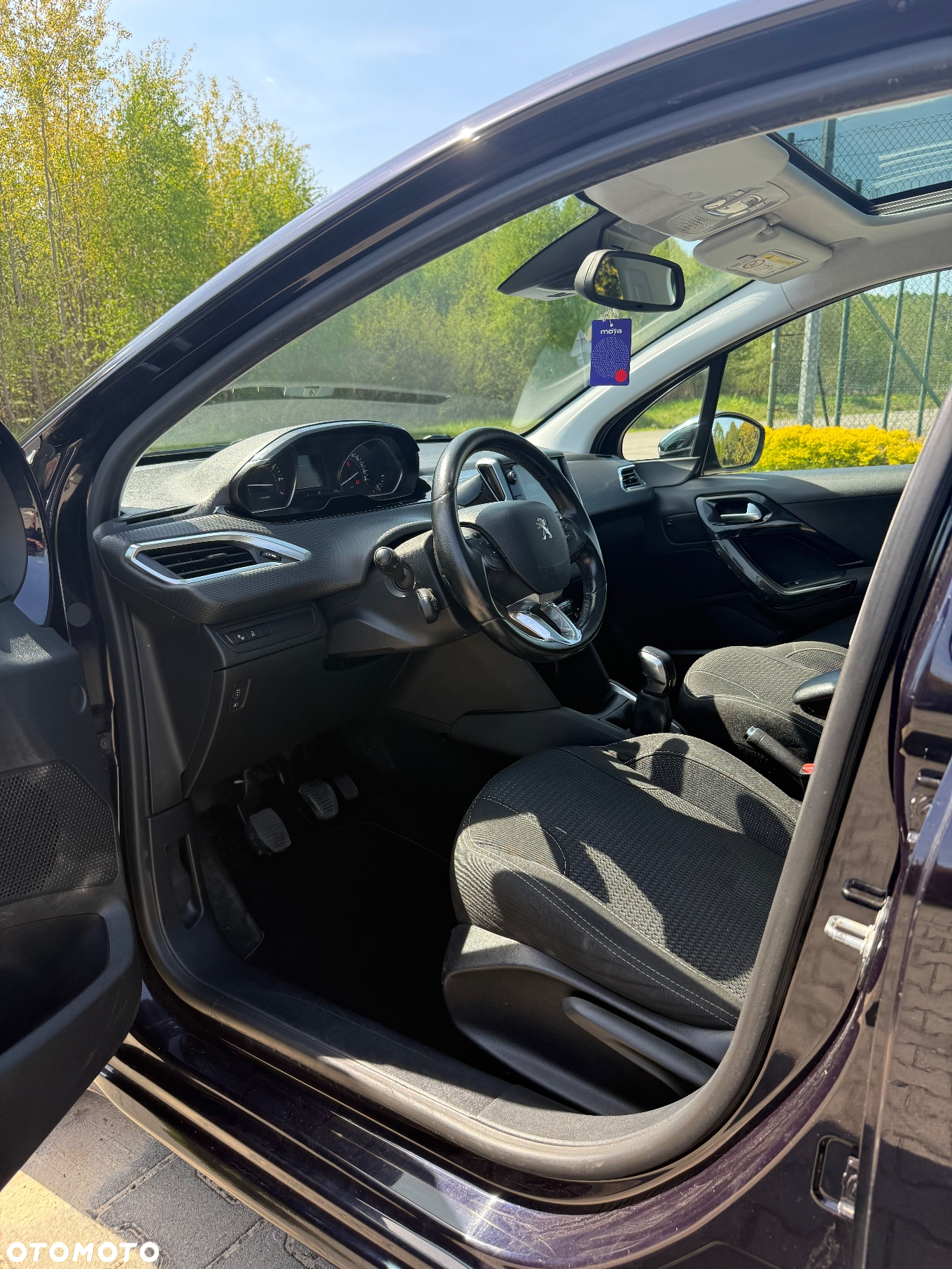 Peugeot 208 1.2 PureTech Allure - 17