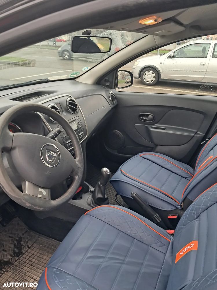Dacia Sandero - 8