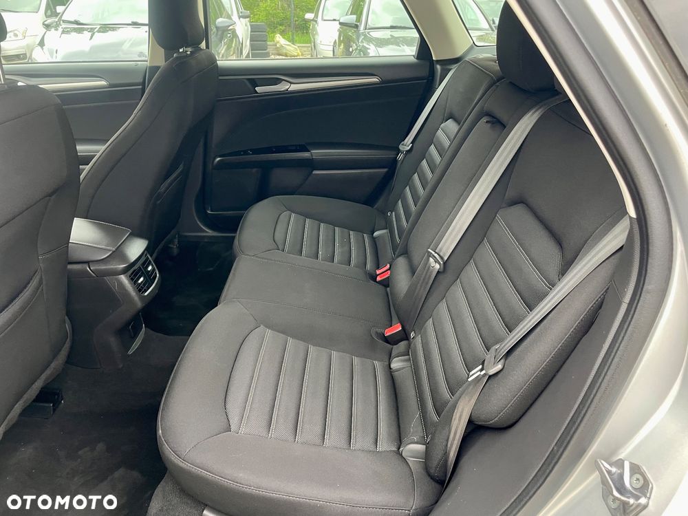 Ford Mondeo 2.0 TDCi STart-Stopp Titanium - 31