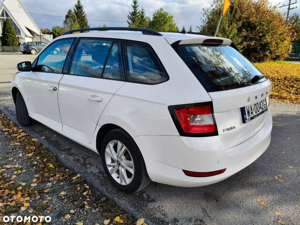 Skoda Fabia 1.0 Ambition - 4