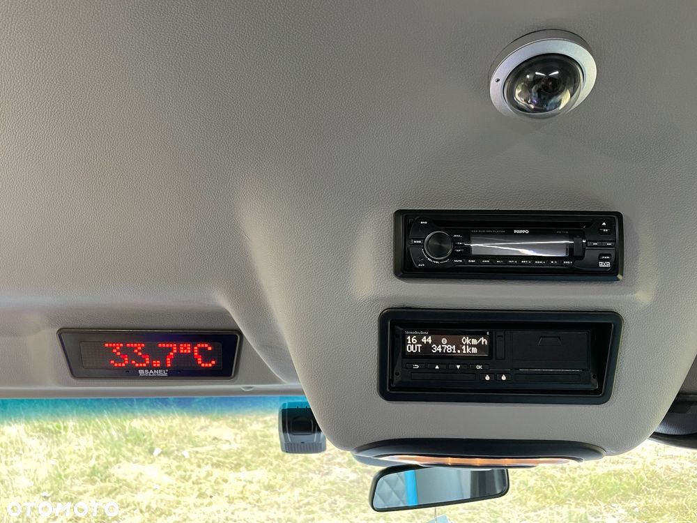 Mercedes-Benz Sprinter 519 - 14