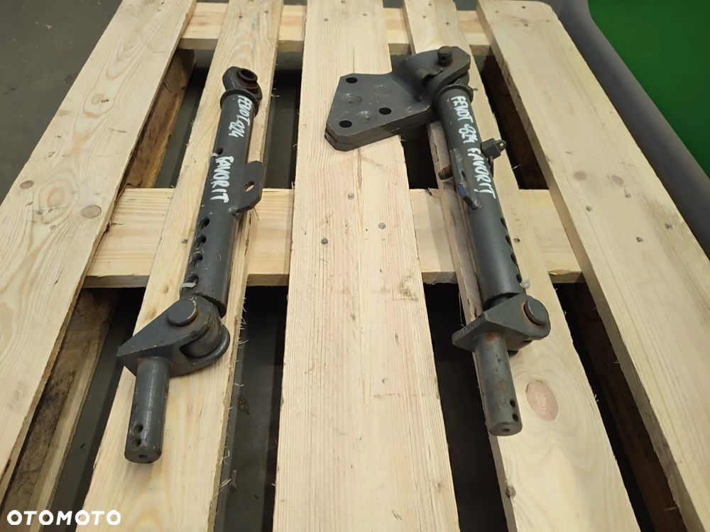 Stabilizator Boczny TUZ New Holland TS 115 - 4