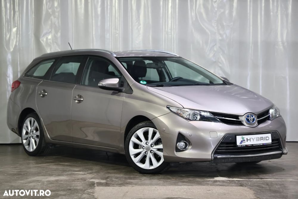 Toyota Auris - 4