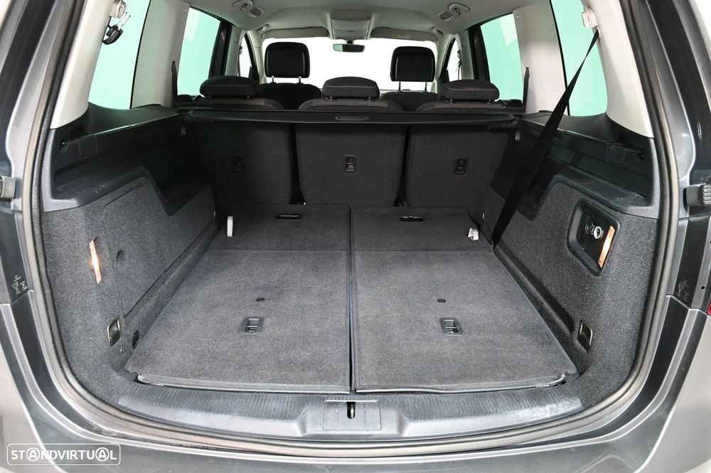 VW Sharan 2.0 TDI Confortline - 10