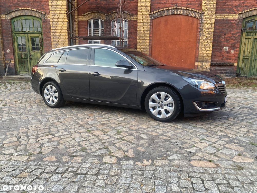 Opel Insignia - 10