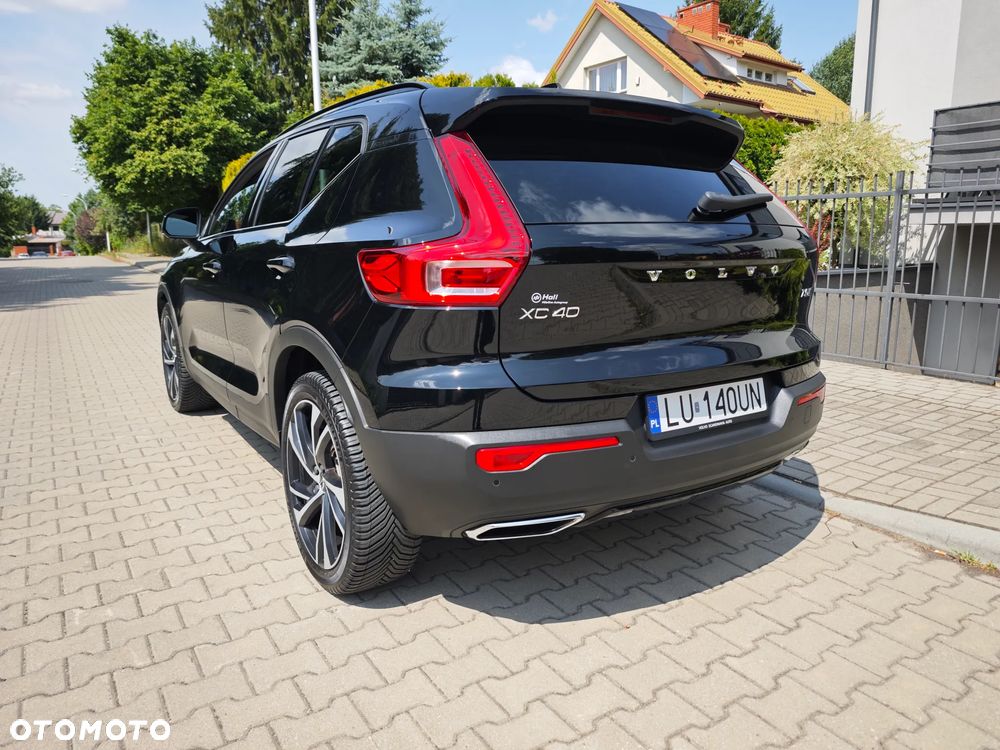 Volvo XC 40 T5 AWD Geartronic R-Design - 4