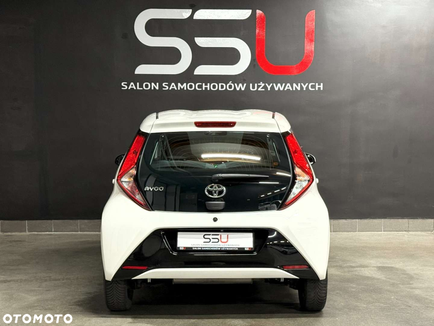 Toyota Aygo x-play connect - 14
