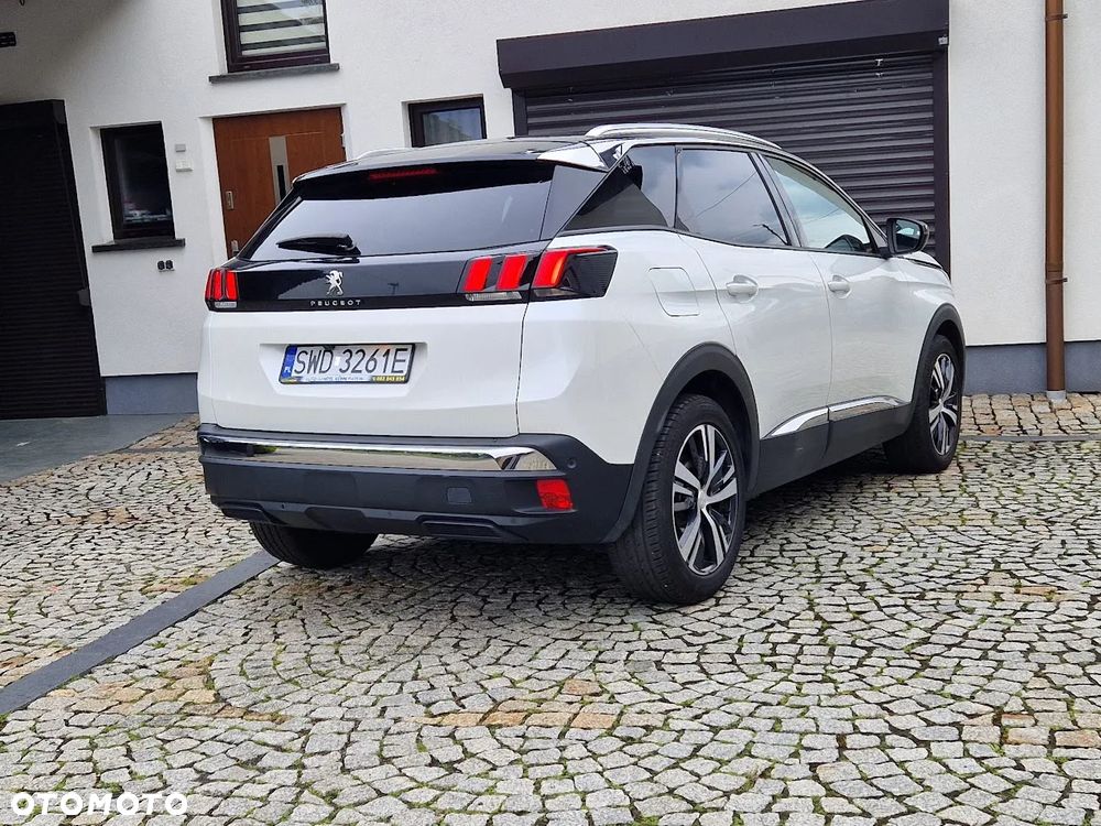 Peugeot 3008 PureTech 130 Stop & Start GPF Allure - 9