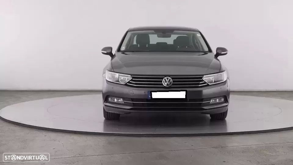 VW Passat 1.6 TDI Highline - 4
