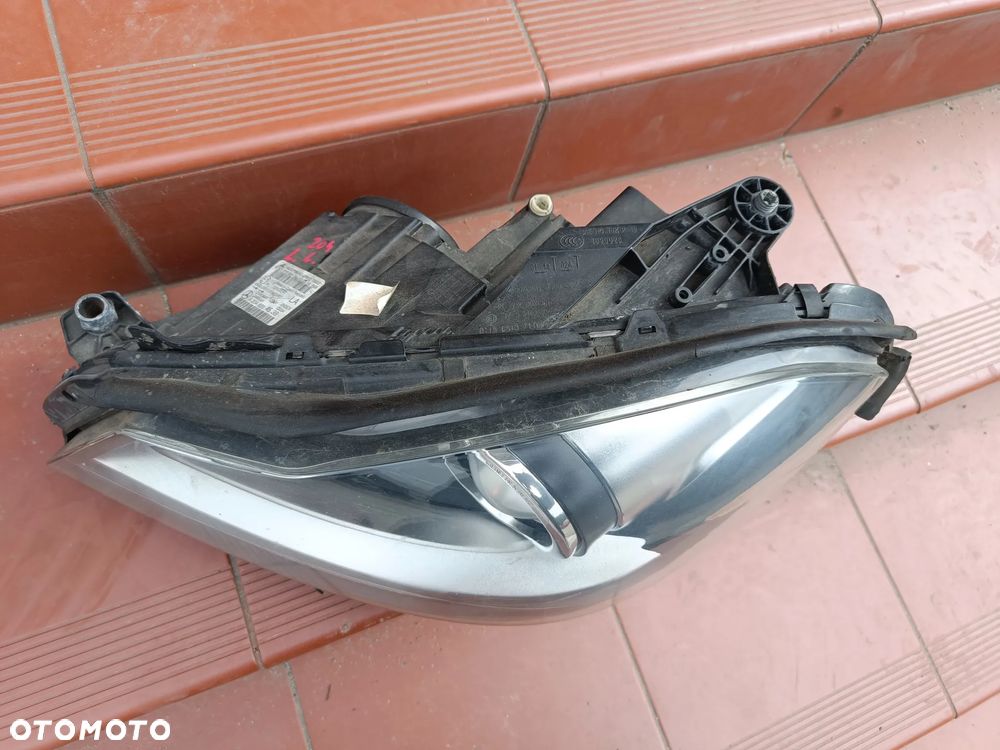 MERCEDES W204 Coupe Lift Lampa Xenon Skrętny ILS Prawa Lewa Przód Przednia - 7