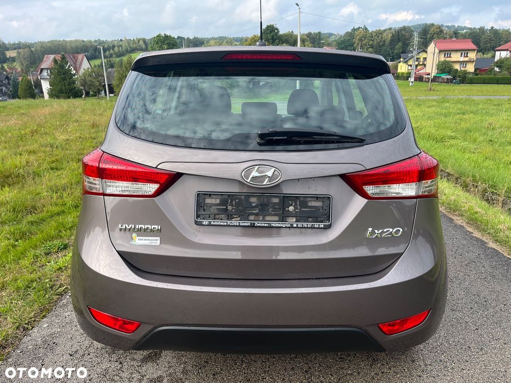 Hyundai ix20 1.4 UEFA EURO 2012 Edition - 10