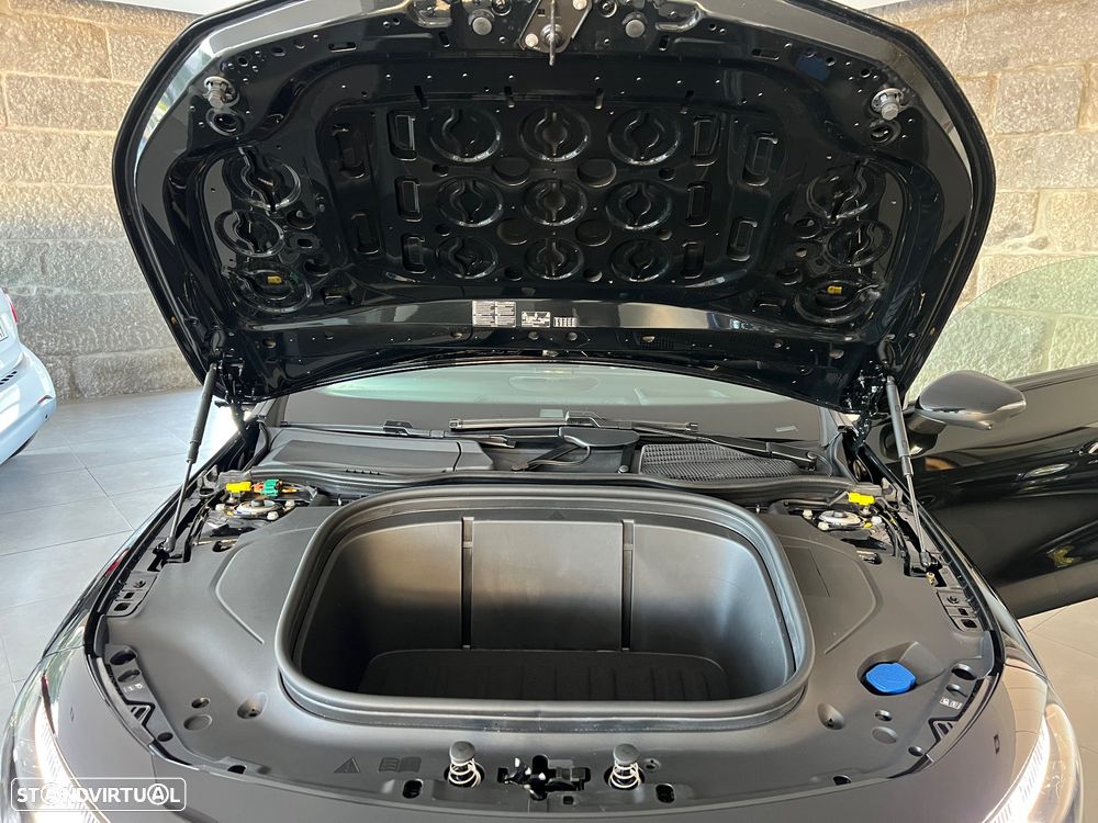 Mercedes-Benz CLA 250+ EQ - 25