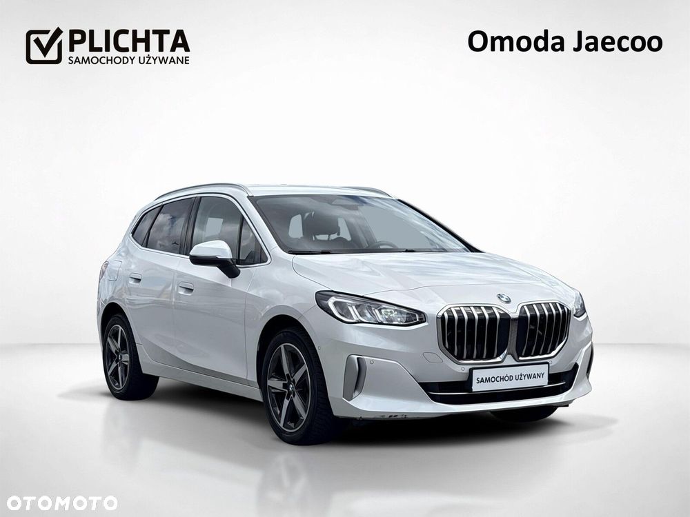 BMW Seria 2 220i mHEV - 8