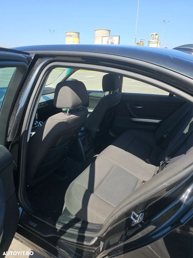 BMW Seria 3 320d - 7