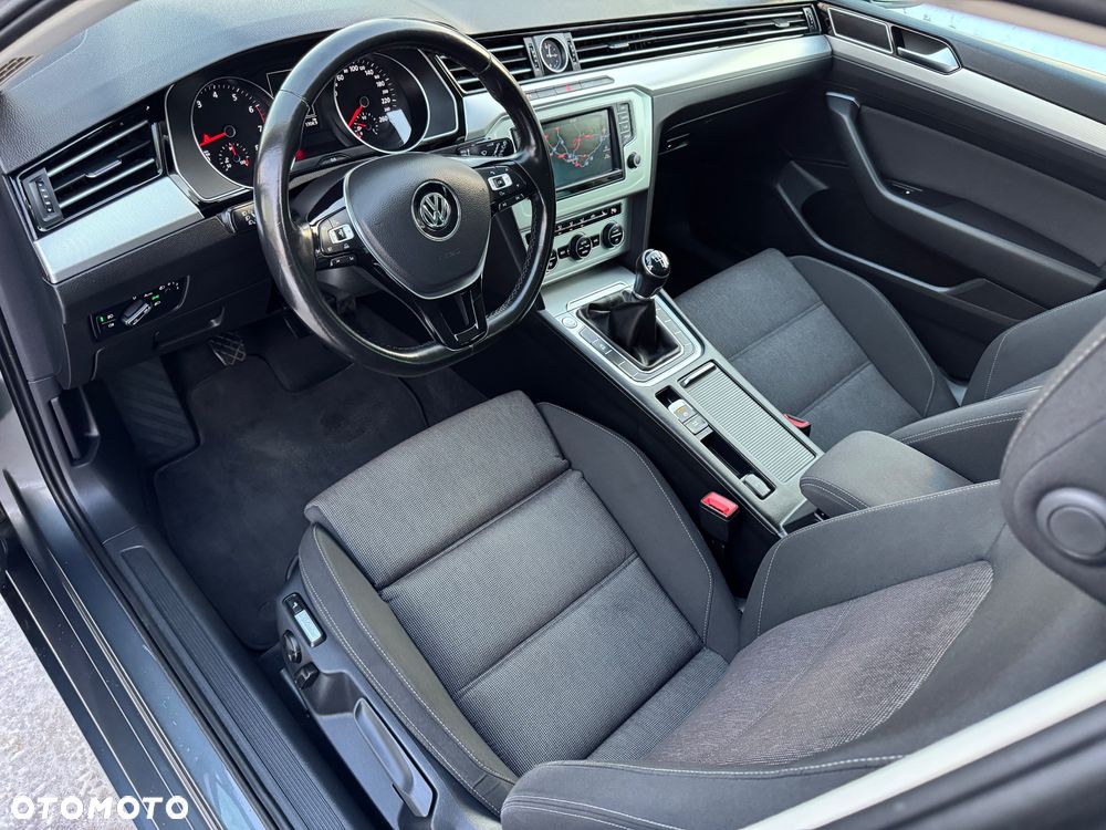 Volkswagen Passat Variant 1.4 TSI ACT (BlueMotion Technology) Highline - 8