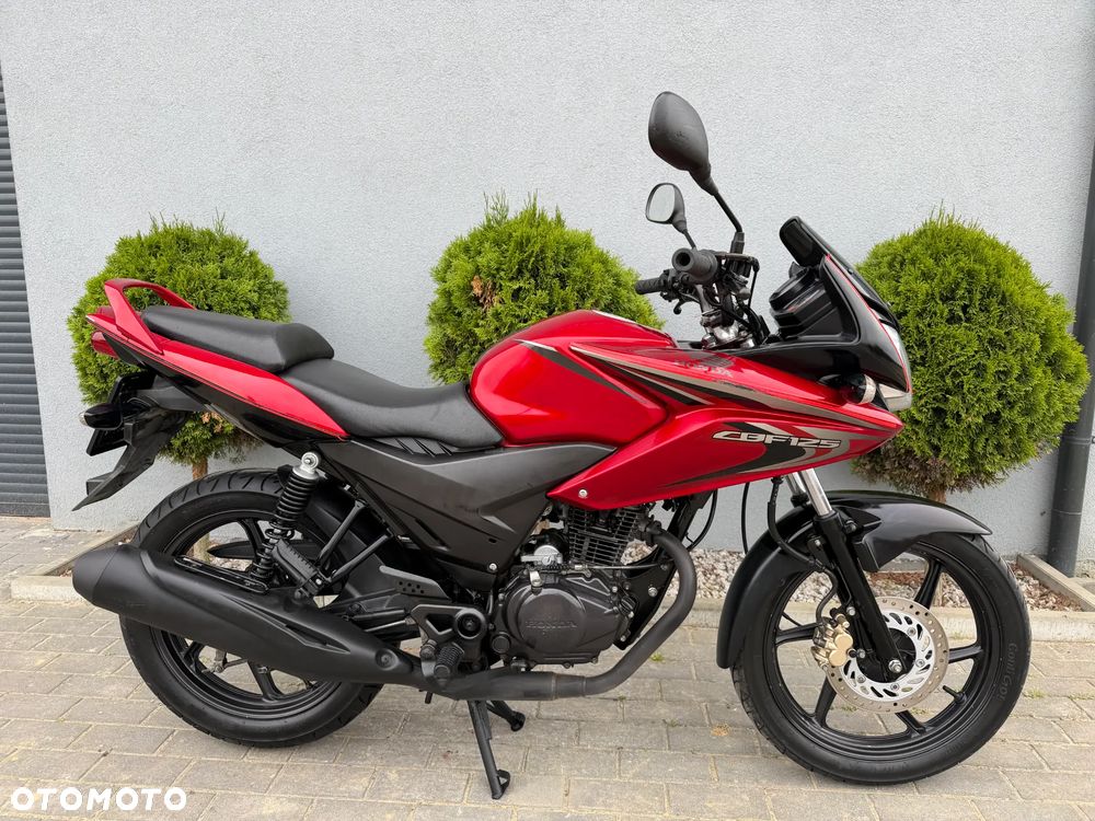 Honda CBF - 4