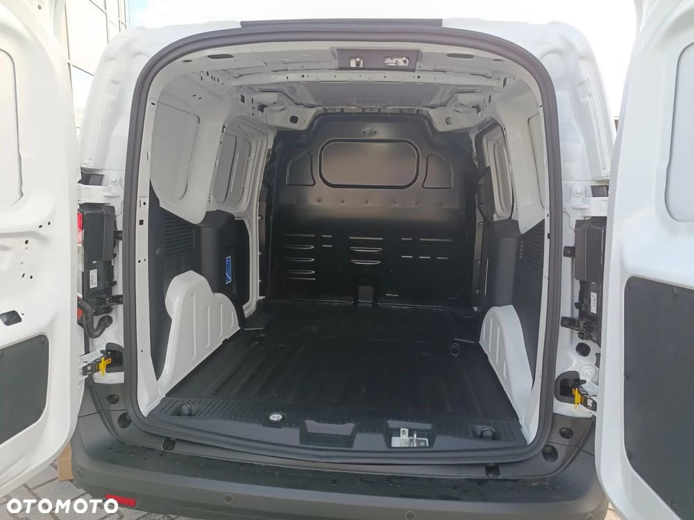 Ford Transit Courier - 3