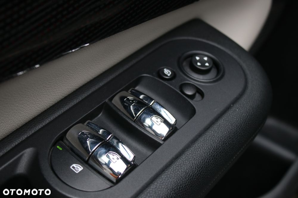 MINI Clubman Cooper SD - 15