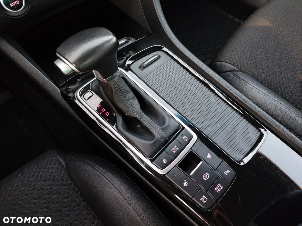 Kia Optima 1.6 T-GDI L DCT - 12