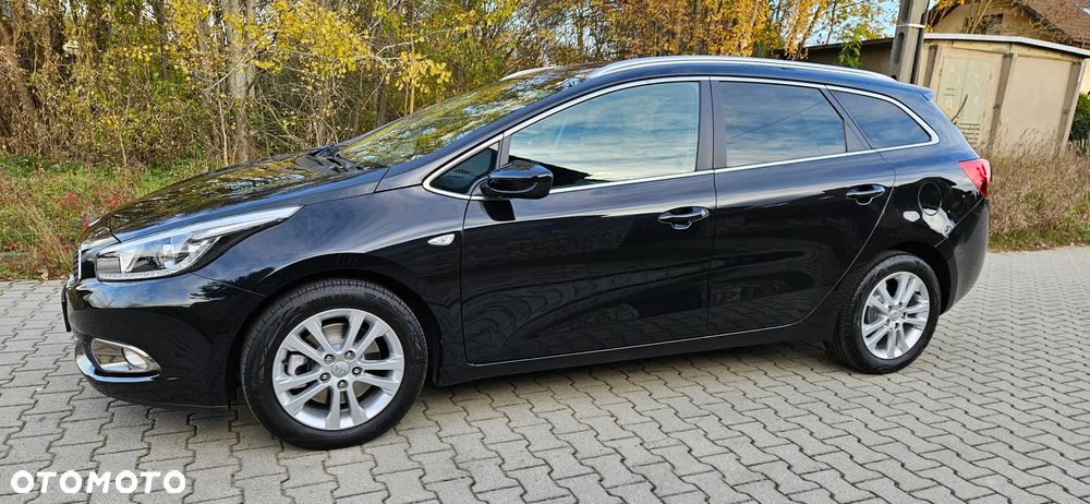Kia Ceed - 7